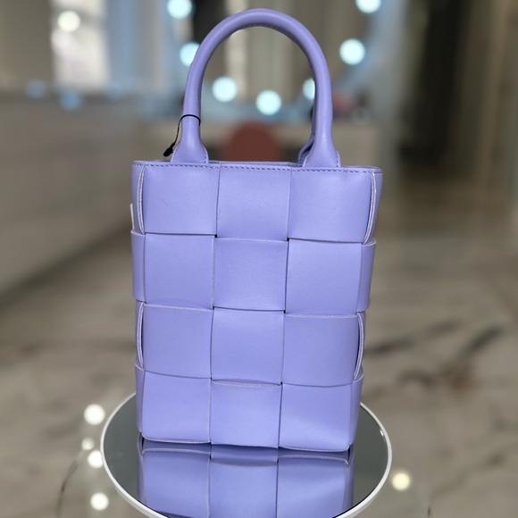 🌟SOLD🌟 NWT Bottega Veneta Small Cassette Tote Bag - Picture 3 of 9